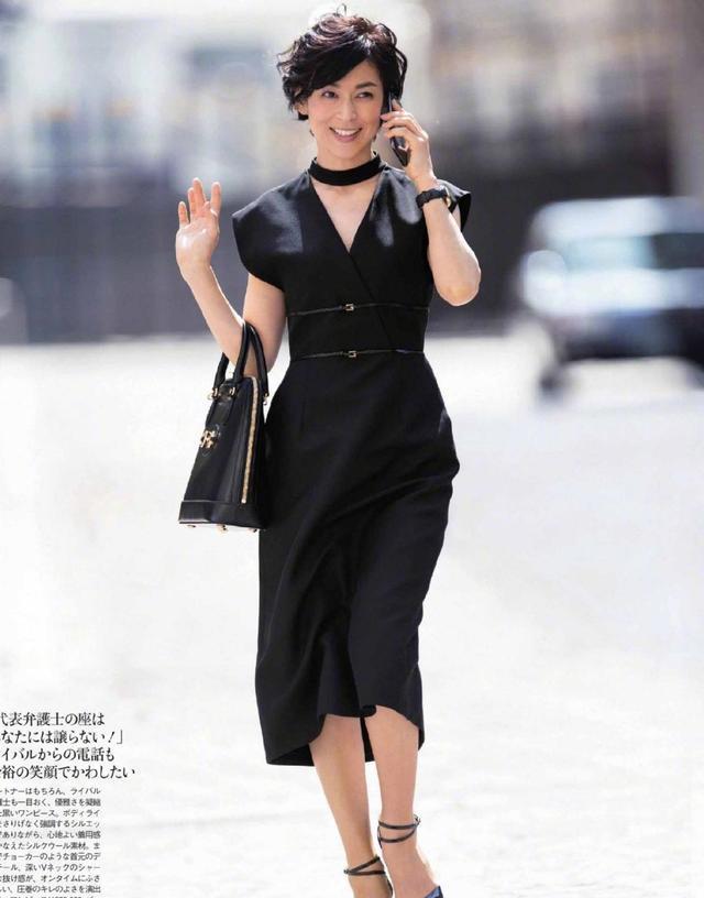 护肤 一款精致干练的发型,让你的年龄沉迷,50岁的女性该怎么选择发型