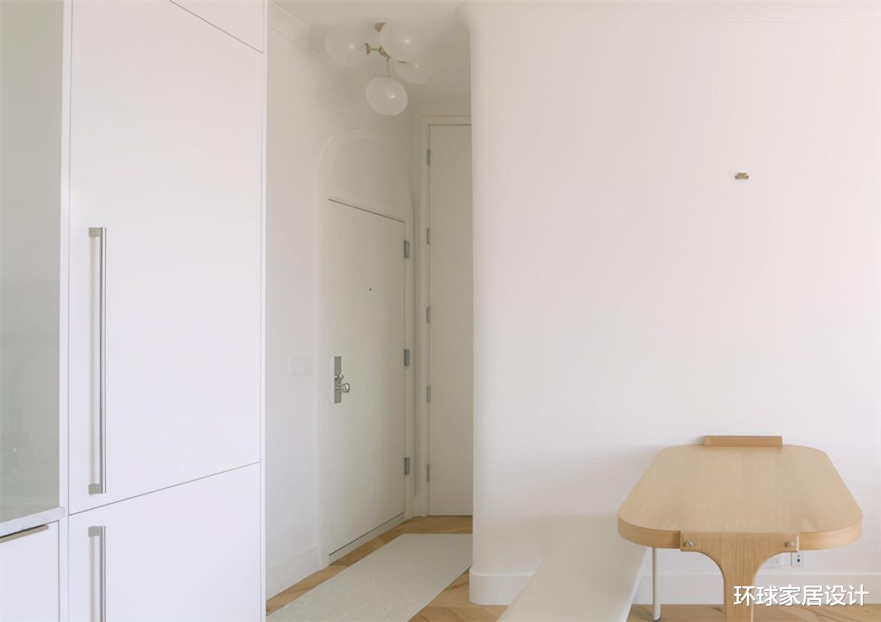 姑娘在上海买33㎡小家,全屋大白墙,简单又美满,一个人住太爽了