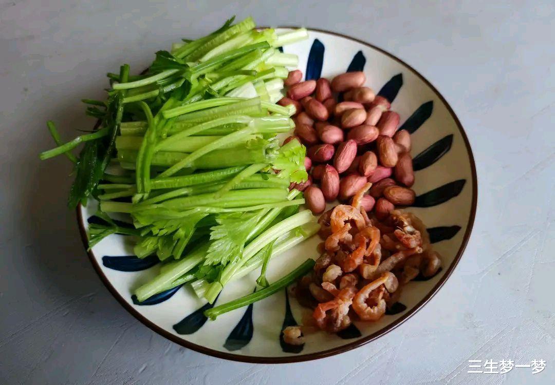 脾胃|霜降来临，建议男人：少吃韭菜和柿子，多吃4样，润燥营养不上火