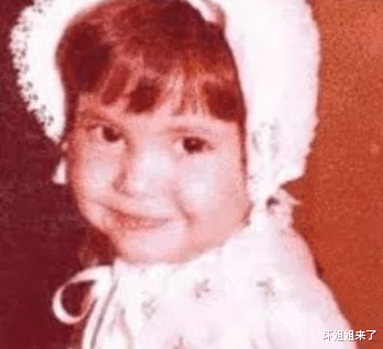 杨振宁|杨振宁翁帆一张近照刷屏,他们的恩爱方式打脸多少人