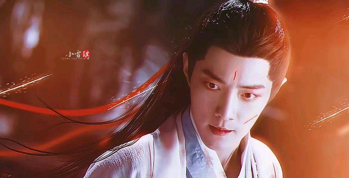 张天爱|白百何晒自拍，身后照片墙有惊喜！下一个发照片的该是肖战