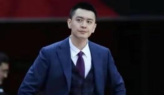 杨鸣|老叔让位，蒋老辅佐，吴庆龙回归，杨鸣帅位稳固只因一点