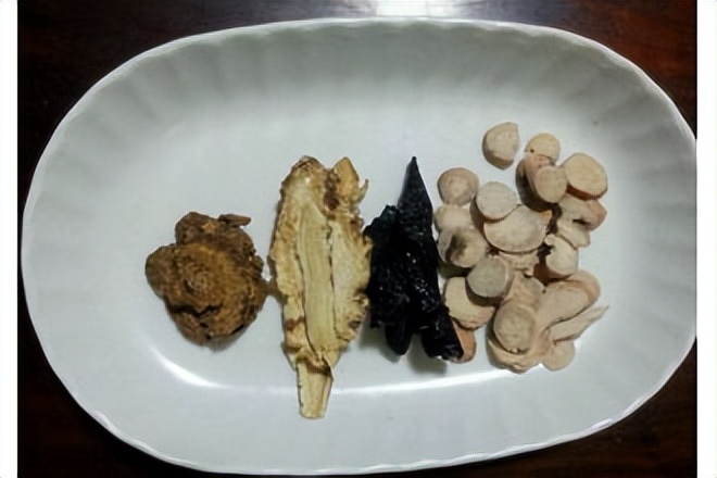 失眠|经常失眠,肝血不足了!一剂四物汤,补肝血、解肝郁,助你睡安稳