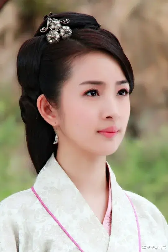 李依晓|?古装美女集合：林依晨、郭珍霓、唐嫣、黄圣依和李依晓都太美了