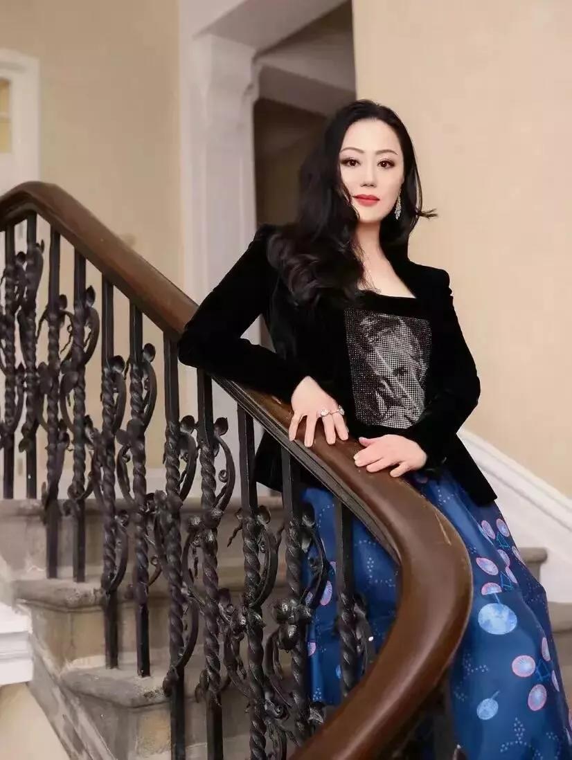 刘亦菲|欲乐的享乐主义不及跳脱红尘之美！（谈刘亦菲与章小惠的境界）