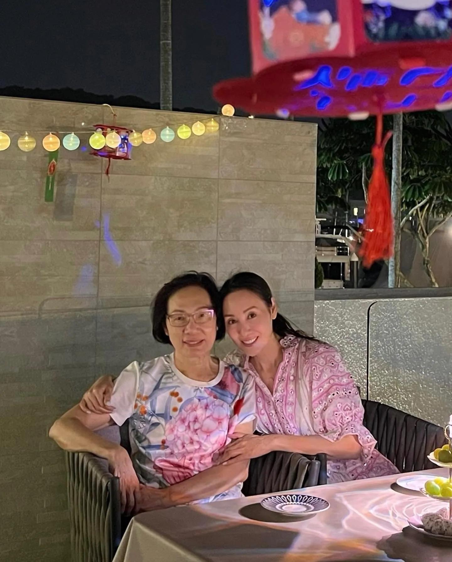 郭可盈|郭可盈晒中秋家庭聚会，画面温馨有爱，熊黛林俩女儿和表姐开心玩耍