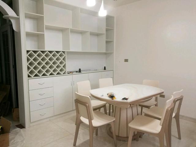 简约装修的三居室,装修费花了12万,主卧的床朋友抢着问哪里买的