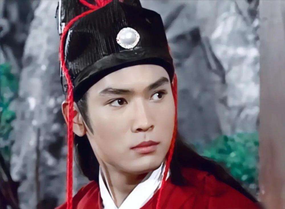 焦恩俊|焦恩俊到底有多爱国?每年晒五星红旗,称自己是山东人喜欢“哈啤酒”