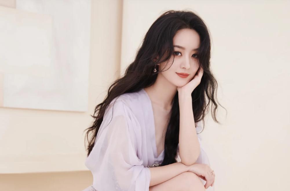 赵丽颖|赵丽颖说：张艺兴比较呆萌，对于工作他又是非常热爱的人