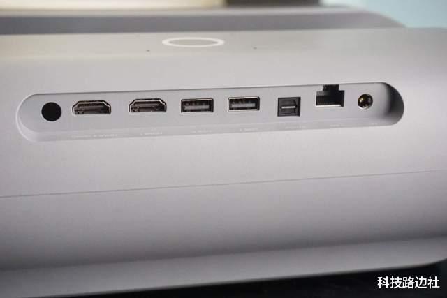 投影仪|春节在家看大片，投影仪怎么选？先搞明白短焦和长焦