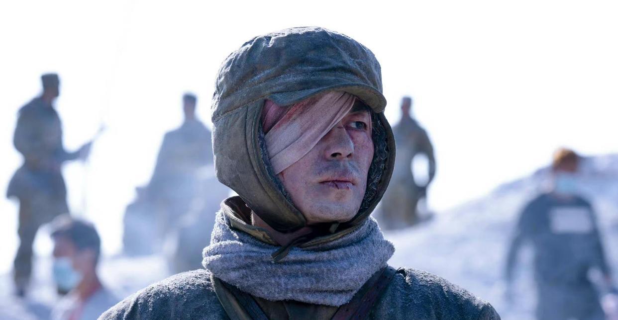 朱亚文|军旅剧《海天雄鹰》将袭，朱亚文搭档童蕾，没有一个颜值差的