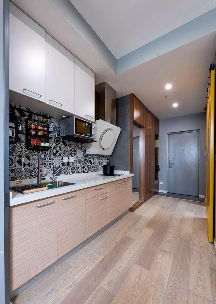 32㎡的直门独公寓，层高2米7也装LOFT隔层，堪称小户型设计典范！