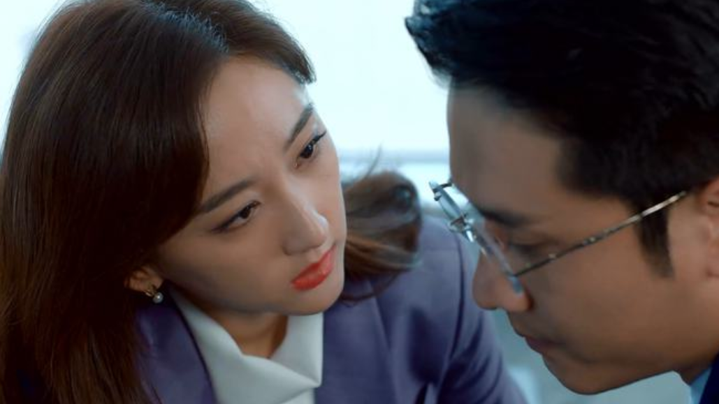 校花|想出名得豁出去演!曾pk大S被嘲的“武大校花”,今凭小姑子出圈