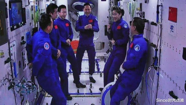 神州十四号3名宇航员成功顺利着陆!网友:欢迎回家