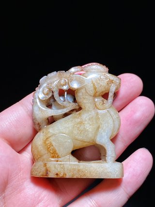 |元 和田玉籽料受沁 芝冠鹿 玉鹿 天鹿 把件 摆件 挂件