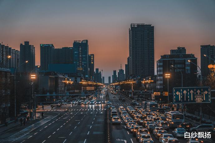 融创中国|唐山楼市新政48小时：购房者涌入售楼部，销售称不愁卖，“每天至少一单”