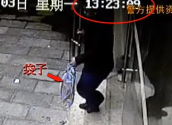 丈母娘太聪明,婚宴竟用礼金支付,结果现场挥泪