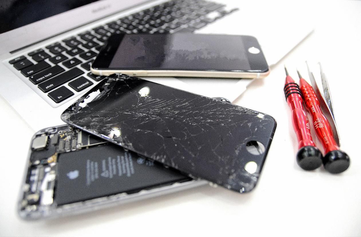 苹果官宣淘汰！2款旧iPhone，iPad列入不再维修名单