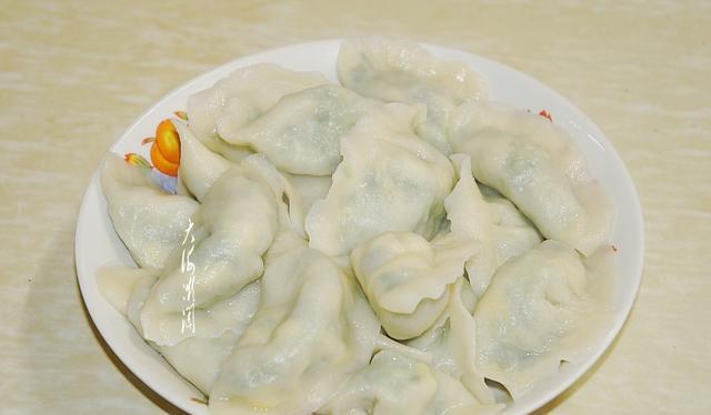 今日秋分,无论多忙,别忘记包饺子,庆丰收,祈福纳吉祥