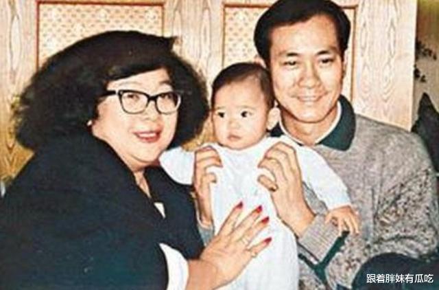 郑欣宜 一顿饭吃7个鲍鱼，从200斤减肥到108斤，现在郑欣宜怎么样了？