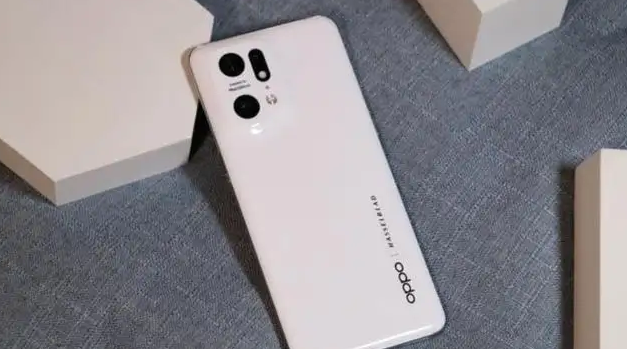 机器|OPPOFindX6Pro曝光，18+1TB配置跟上时代，旧款旗舰降价让路