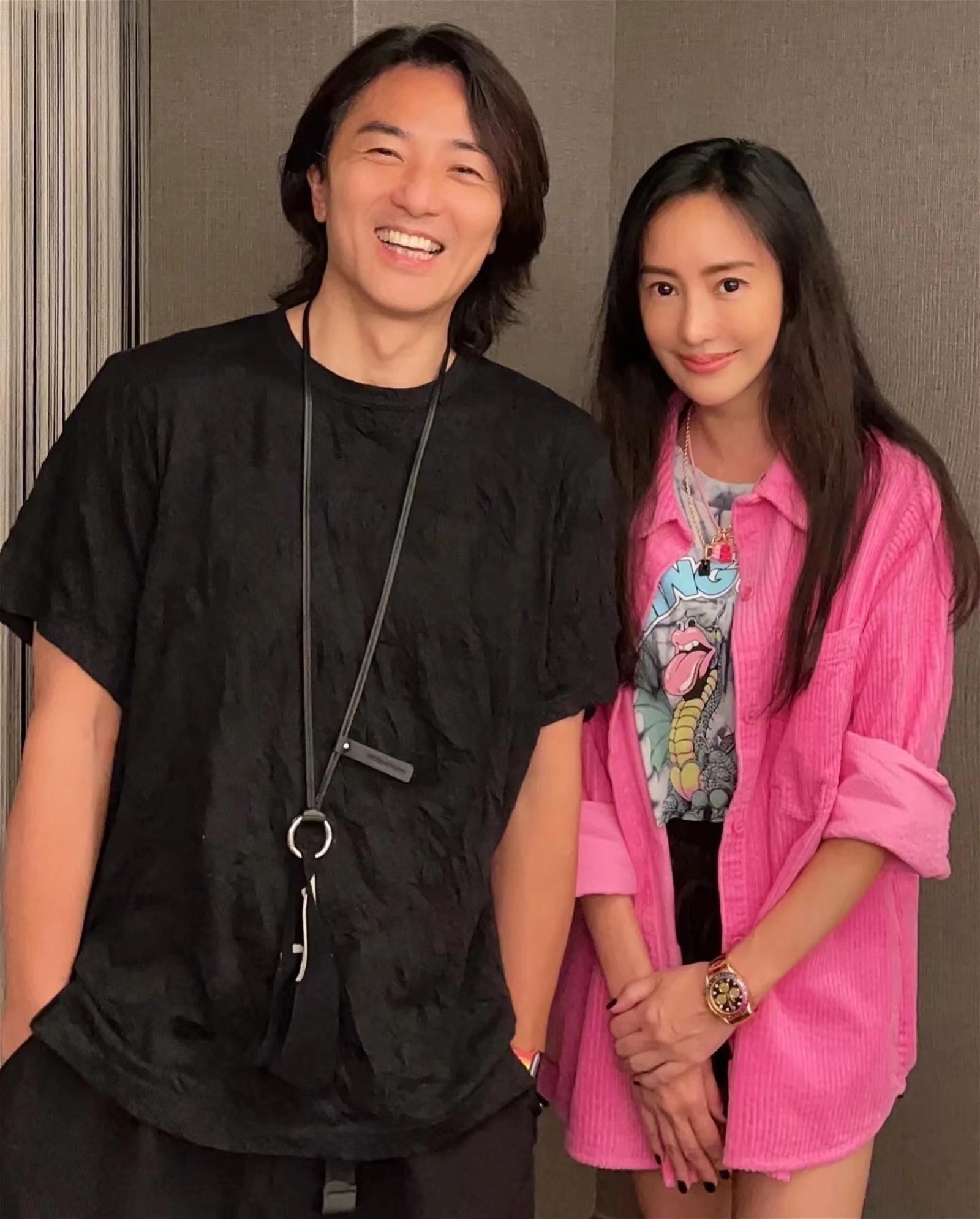 郑伊健|“永远的陈浩南”郑伊健在台湾开拍新戏，与300亿豪门千金聚会