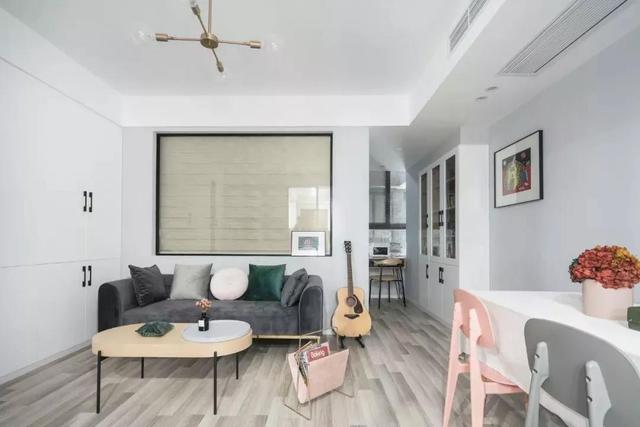 美女学霸的49㎡小宅走红网络：家里应有尽有，颜值不输大宅！