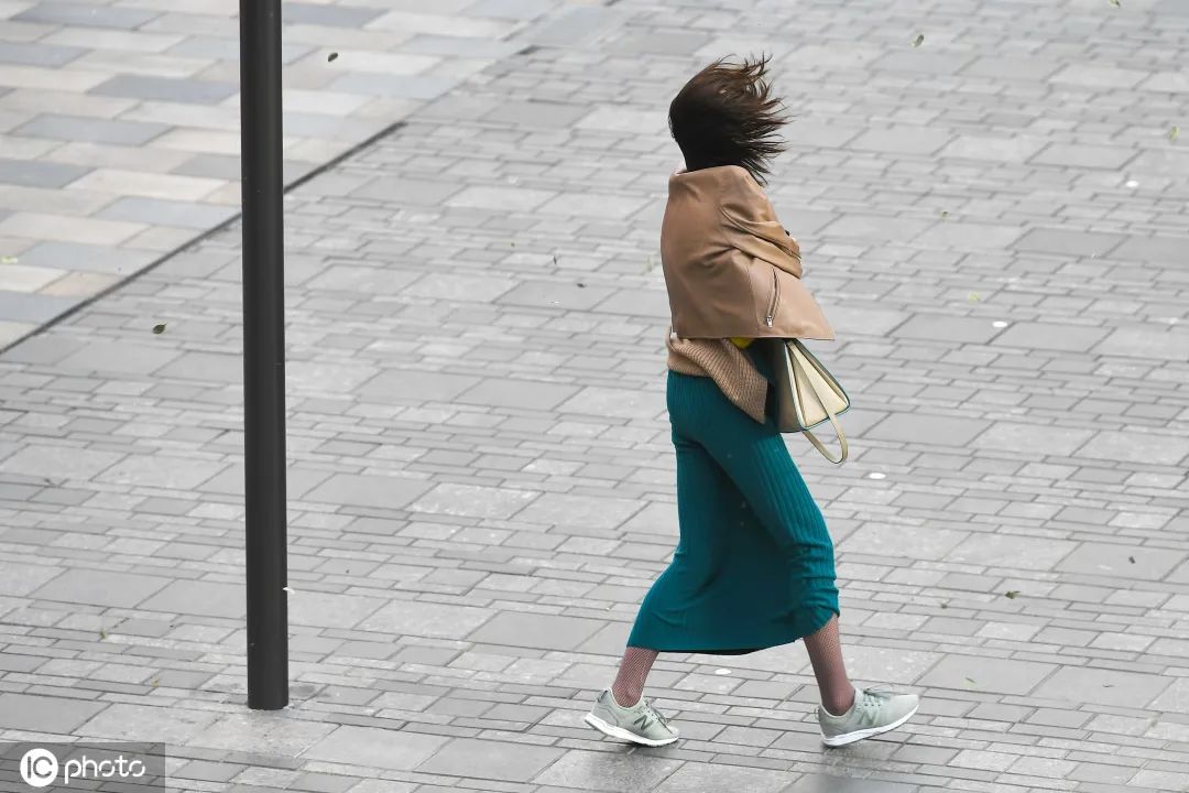 |渔乐杂谈：刮风天钓鱼有什么技巧？