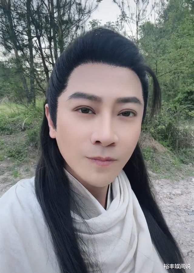 吴启华|五位香港老戏骨齐聚内地拍戏，平均年龄超50岁，三位长期定居大陆