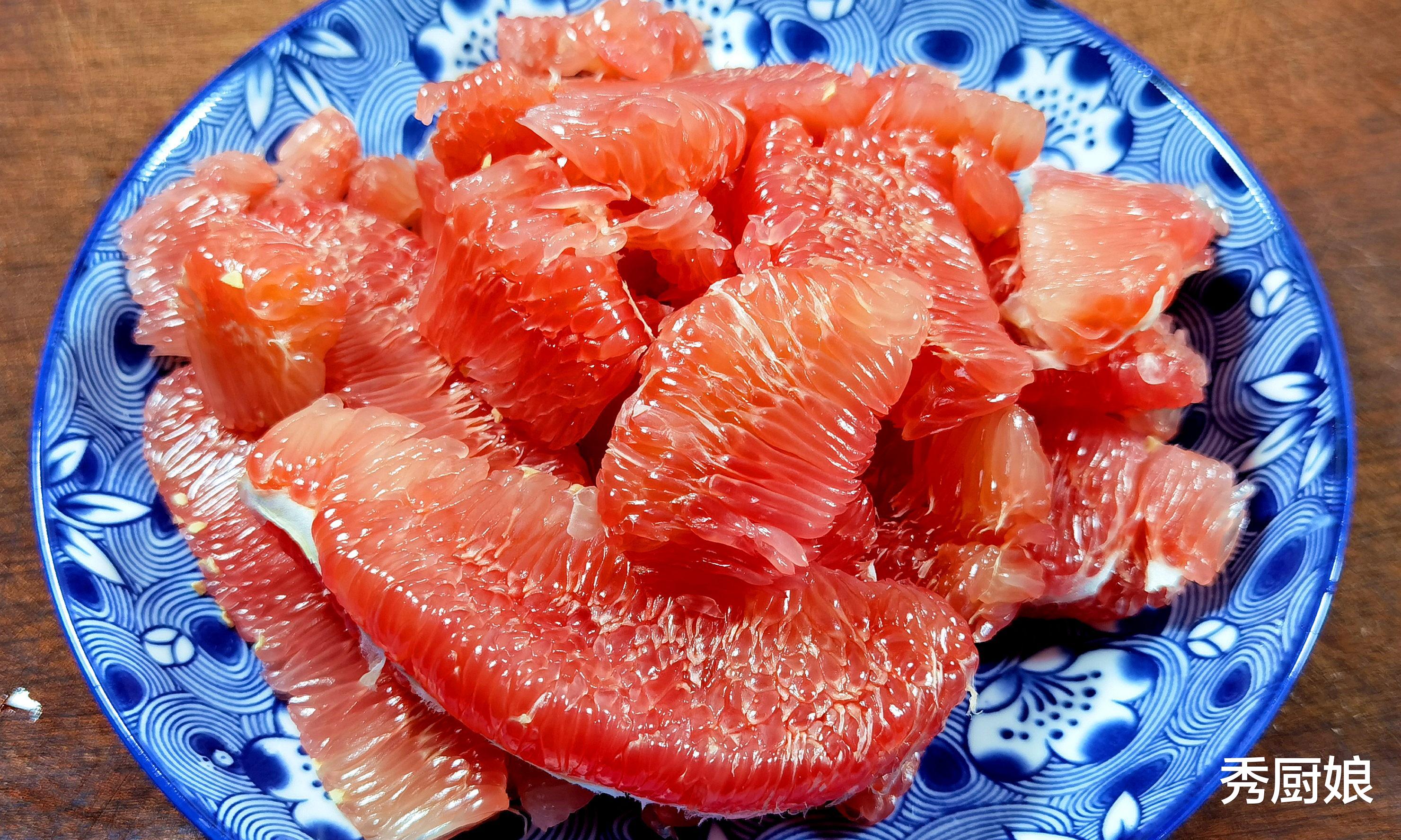 入冬后，吃苹果香蕉，不如吃它，维C是橙子3倍，现在正当季！