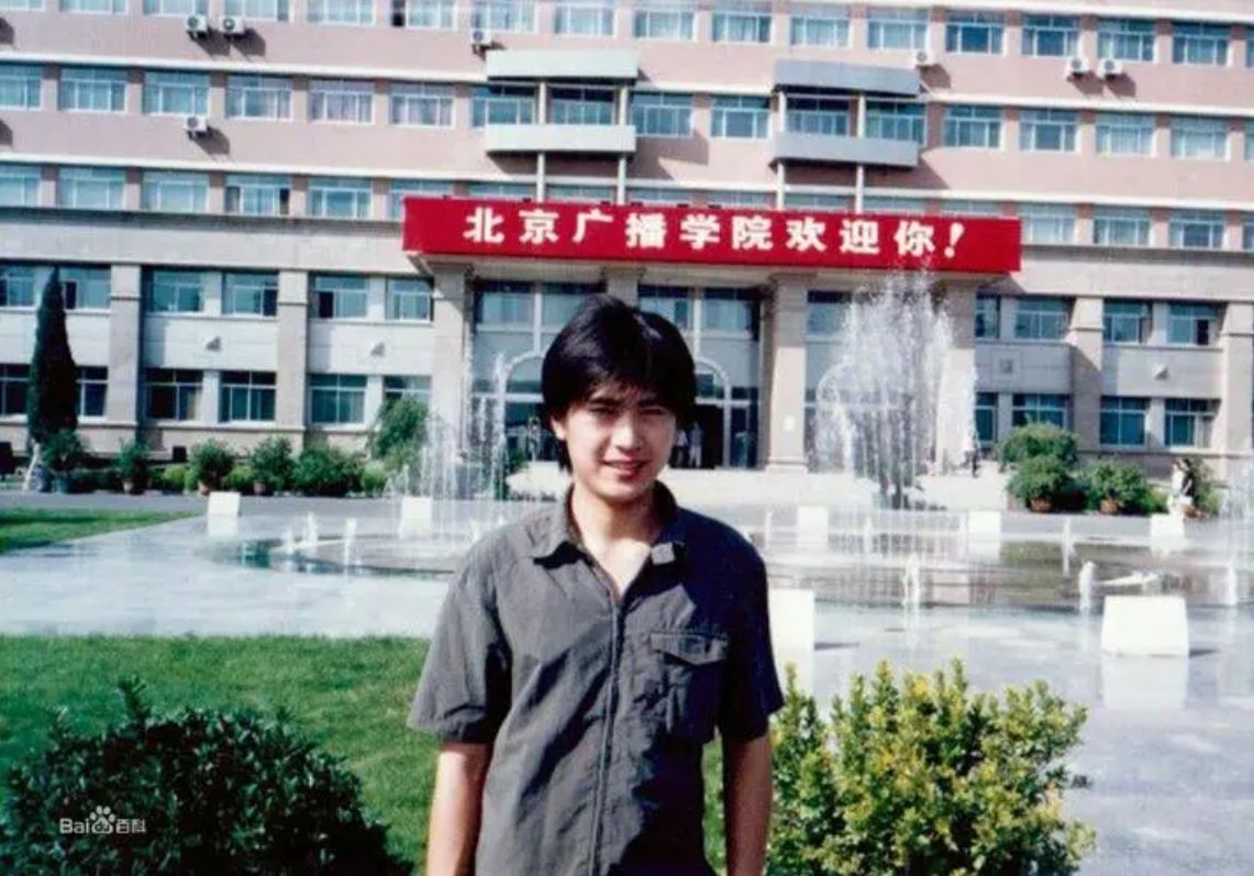 杨帆|“不著名主持人”杨帆:进央视16年,暗恋张蕾8年,却转身娶了她