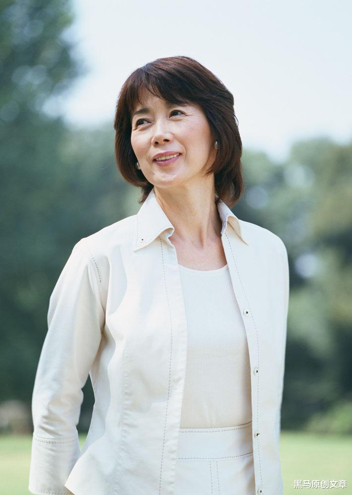 |女人四十，如何提升职业价值和自我价值？