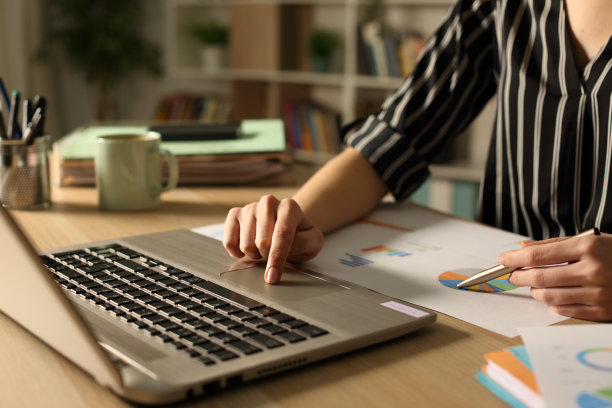 |职场大佬告诉你,如何做到“人前不骄,人后不燥”,做到这四点