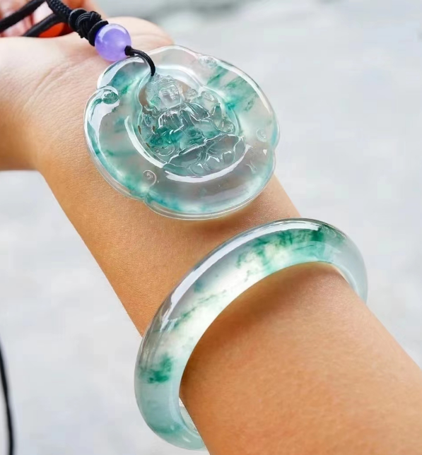 明清家具|这3种翡翠最值得收藏，你拥有吗？