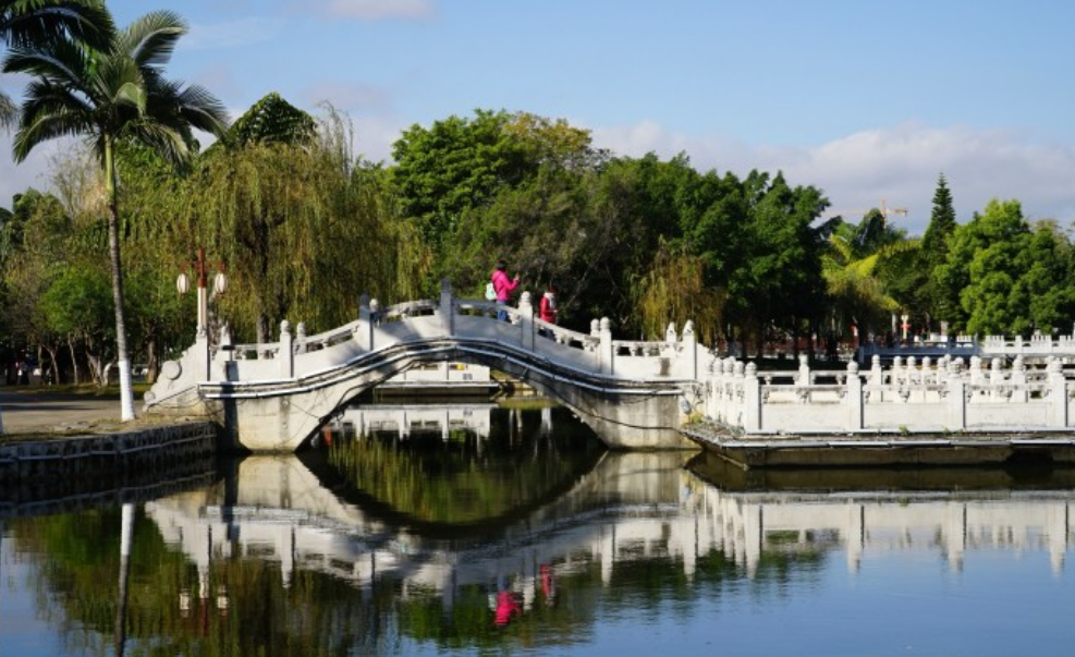 广州市|蒙自，风景独特又迷人，你想来看看吗？