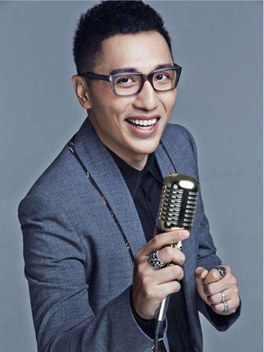 华少|华少，他究竟错在哪儿？他妻子长得不好看？所以华少就很少晒？