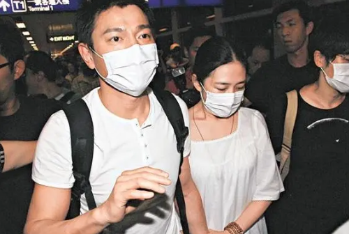 刘德华|女主持人嘲笑刘德华是马来西亚女婿，华仔当初翻脸：“你是不想活下去了吧？”