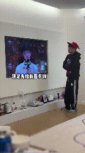 王宝强|一哥之争压根不是输给实力,王宁3次救场王宝强,沈腾2次化解失误