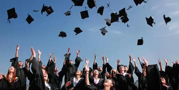 美国|十年,我最终向“职场潜规则”妥协了