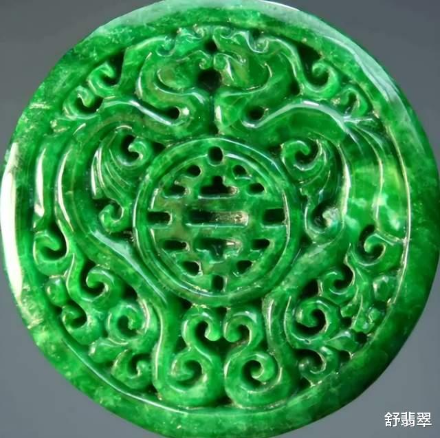 文玩|干青翡翠是什么?它与铁龙生有什么区别?