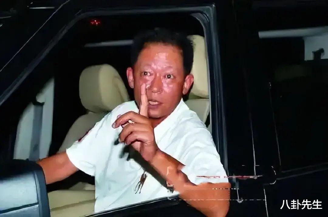 周杰伦|明星违反交规事迹真不少：有3位肇事后逃逸，有人半个月犯三次