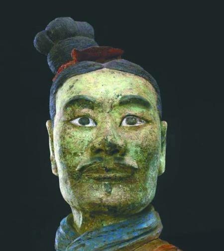 兵马俑中，有一张科学家也难以解释的“脸”，还被禁止出国展览