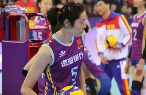 李盈莹|中国女排国家队20人大名单出炉！李盈莹是核心，不等伤员朱婷！