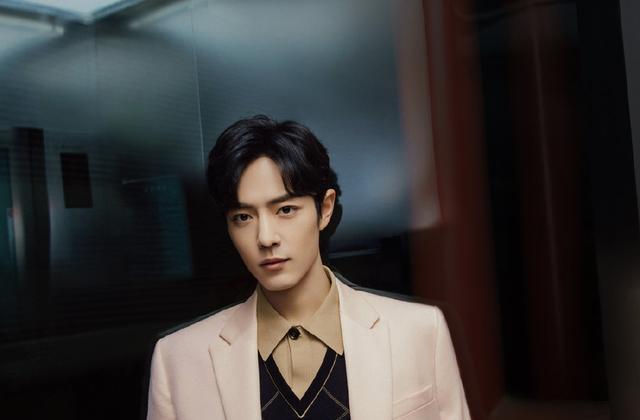 肖战|知情人高调评价肖战是古装仪态教科书，气质很绝，一见误终生