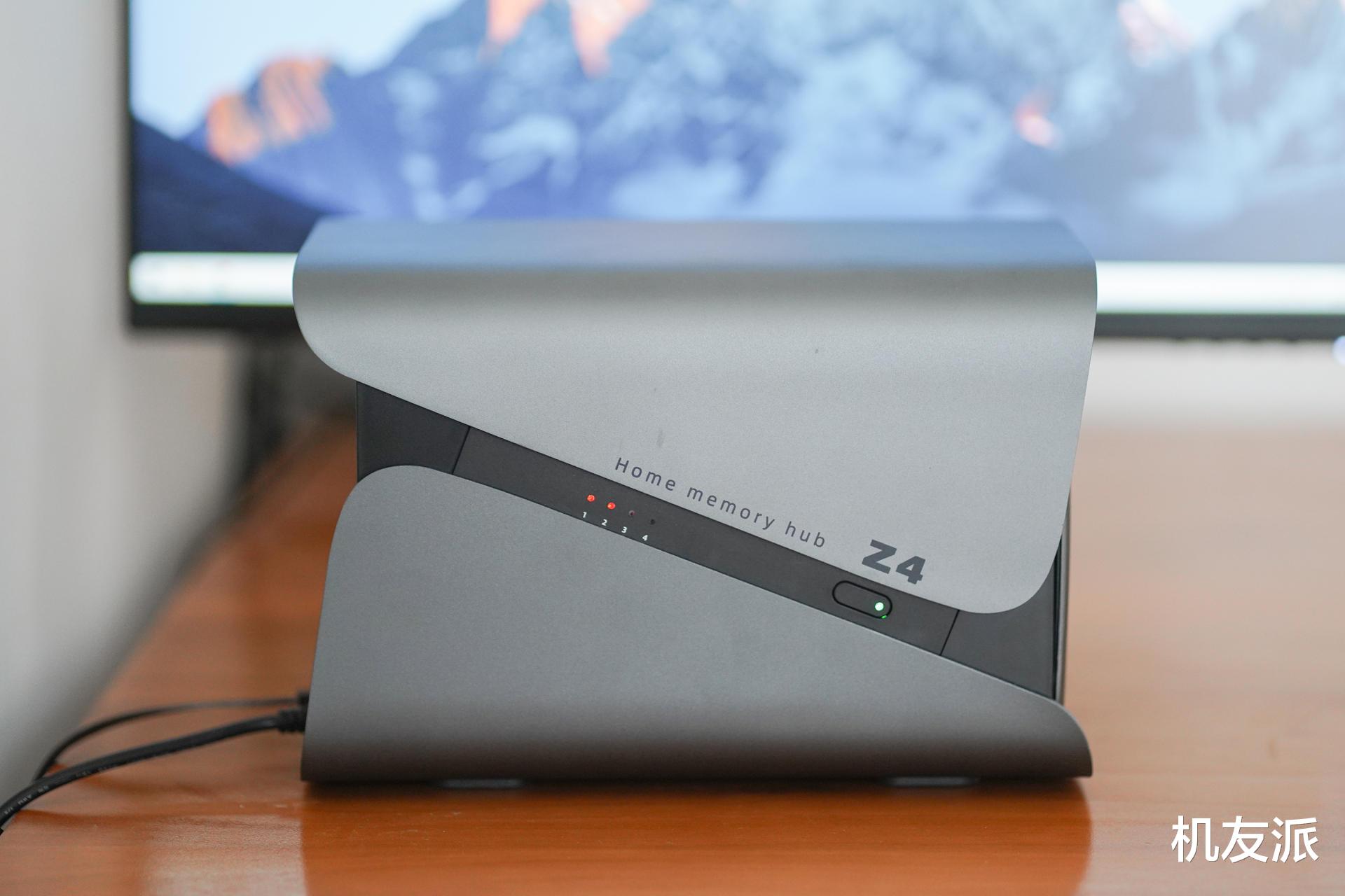 nas|打造摄影师的专属NAS，极空间新Z4上手体验，有哪些亮点和槽点