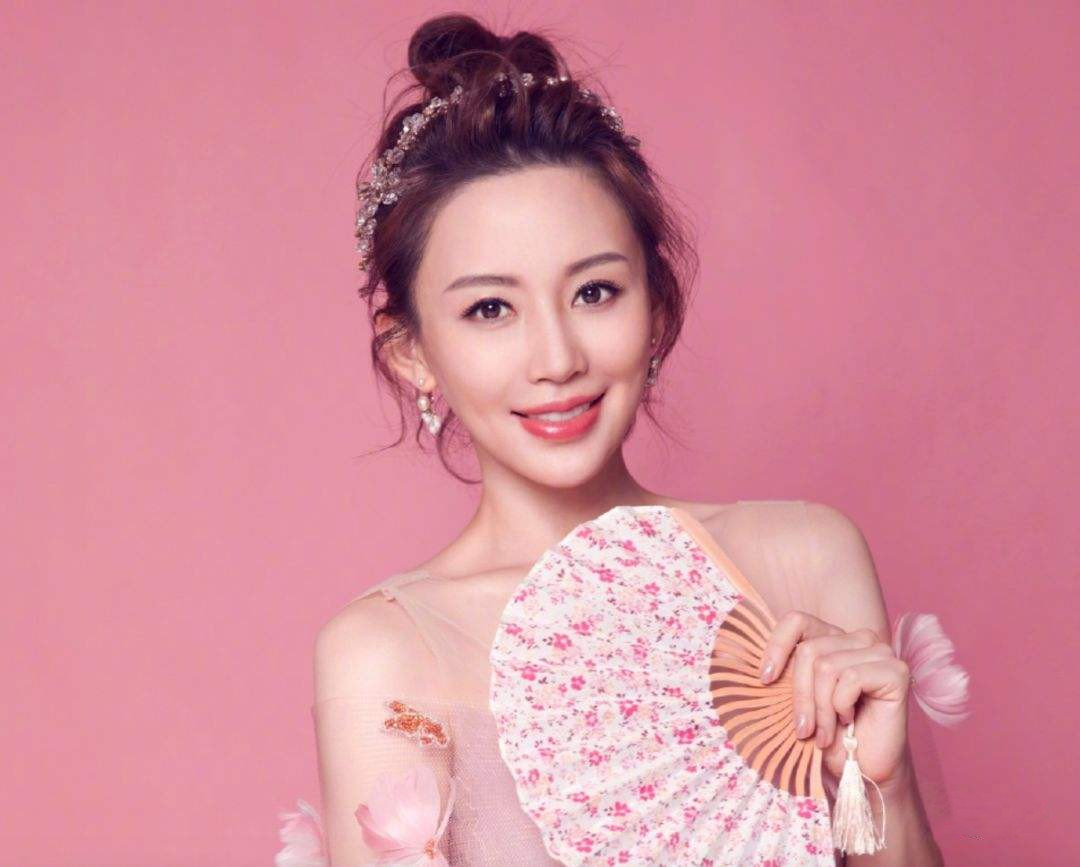 潘晓婷|九球天后潘晓婷迎生日！曾胸压球一战成名，40岁依旧单身未有男友