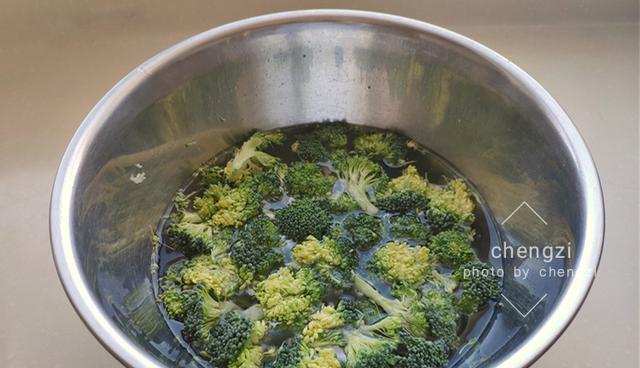 睫毛膏 不用和面不揉面，这早餐饼真简单！又香又软营养全，热量低还饱腹