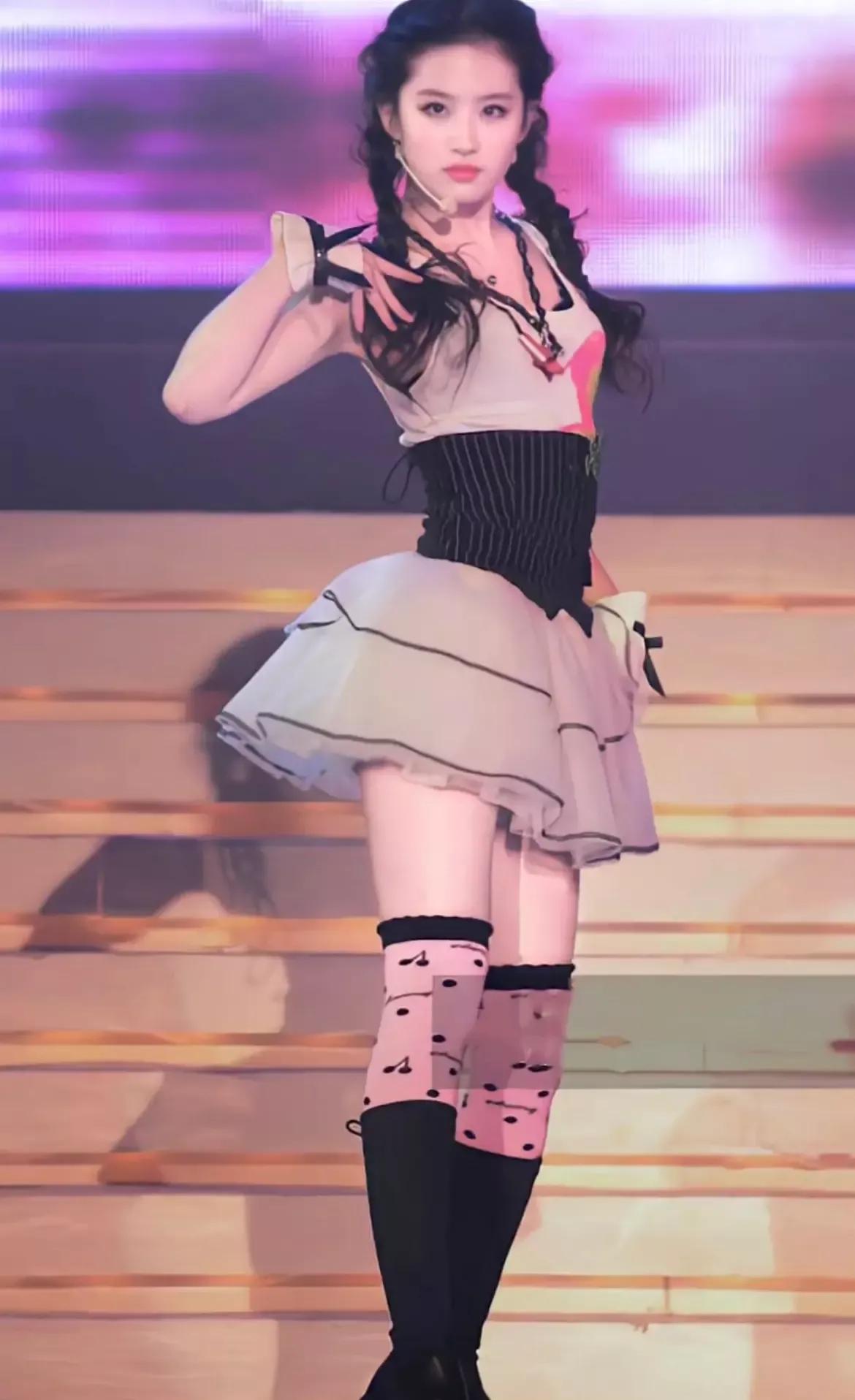 刘亦菲|打歌时期的刘亦菲,这颜值是女团天花板吧