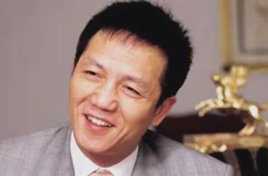 主持人|知名女主持人惨遭卫视除名！只因参加一场富豪寿宴......