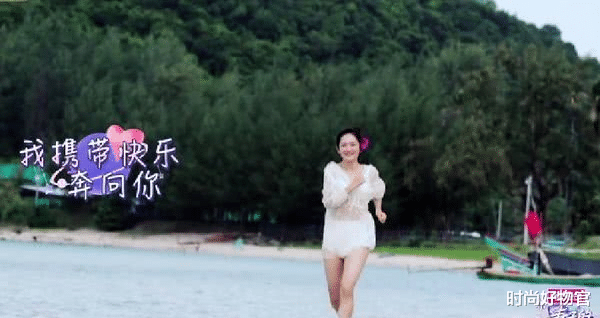 谢娜|?谢娜穿薄纱裙暴露真实身材，犹如出水芙蓉，网友：张杰真有眼光